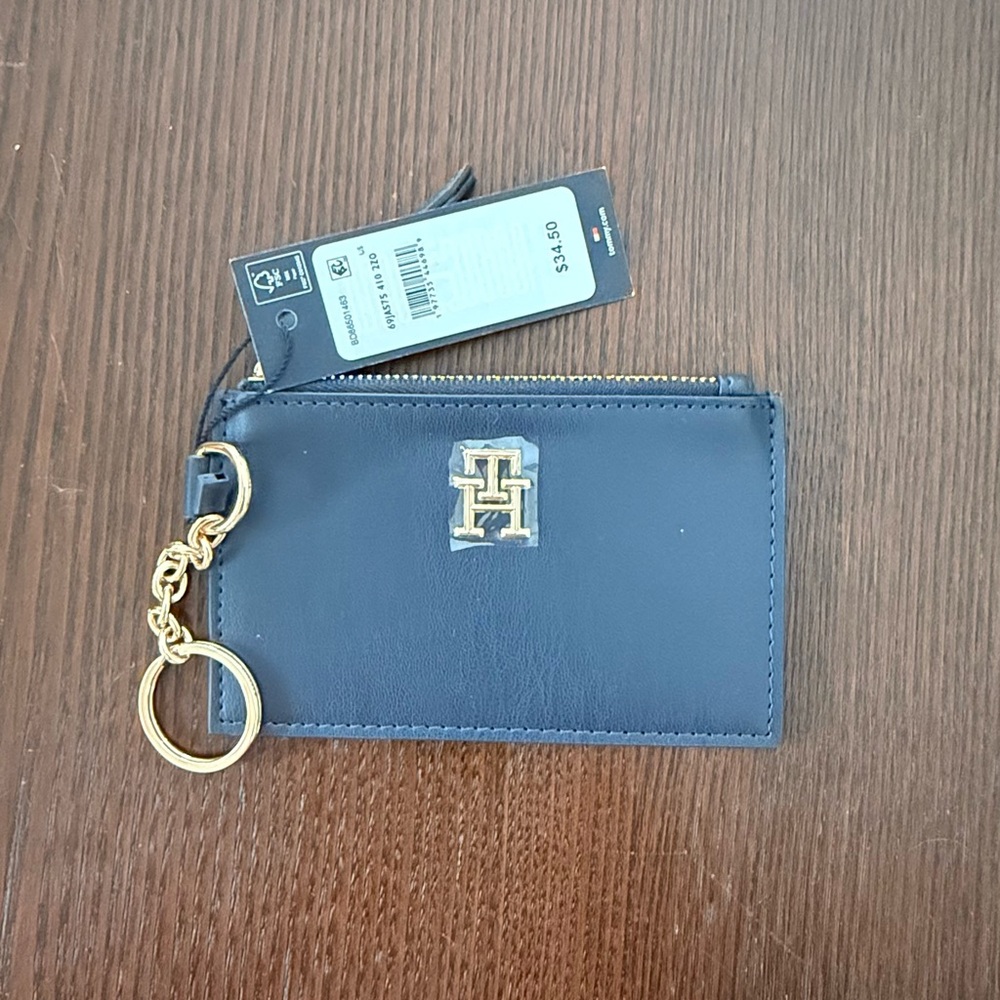 Tommy Hilfiger Black Card Holder with Gold Keychain